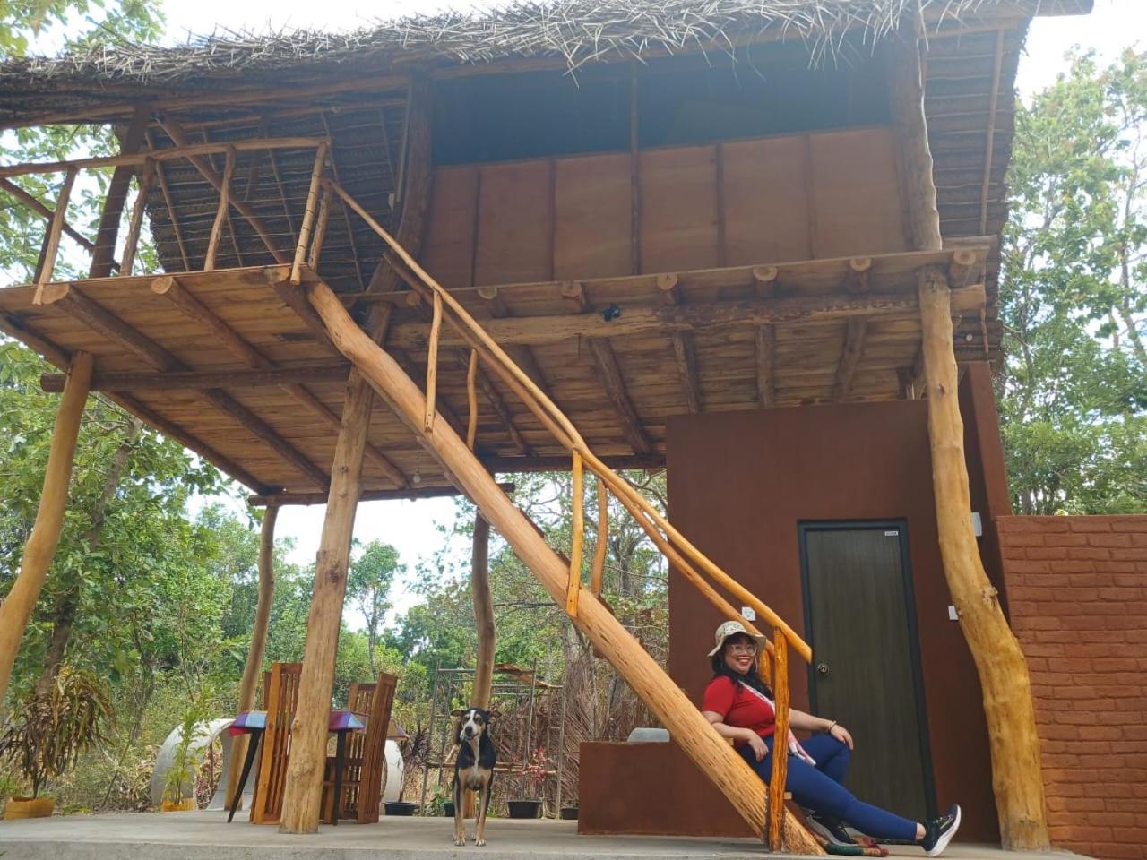 Pidurangala View Treehouse Apartman Szigirija Kültér fotó